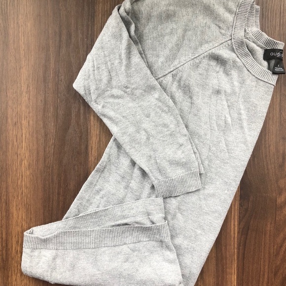 Grey Top - Picture 2 of 5